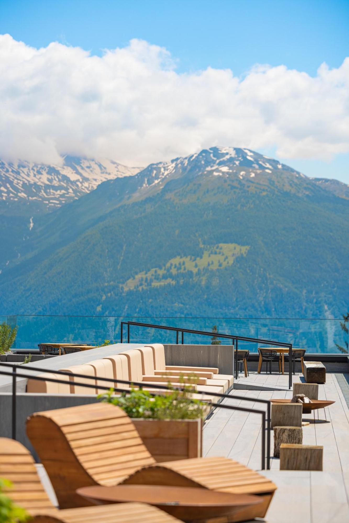 Six Senses Crans-Montana Hotel Екстериор снимка